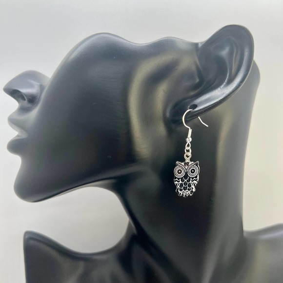 Owl Earrings - Bird Earrings - Dangle Earrings - Animal Earrings - Cottagecore - Picture 9 of 10